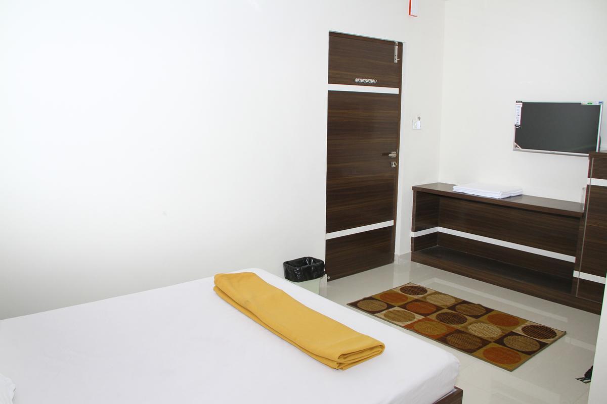 Hotel Mp Residency à Kumbakonam Extérieur photo