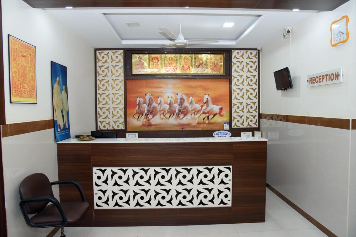 Hotel Mp Residency à Kumbakonam Extérieur photo