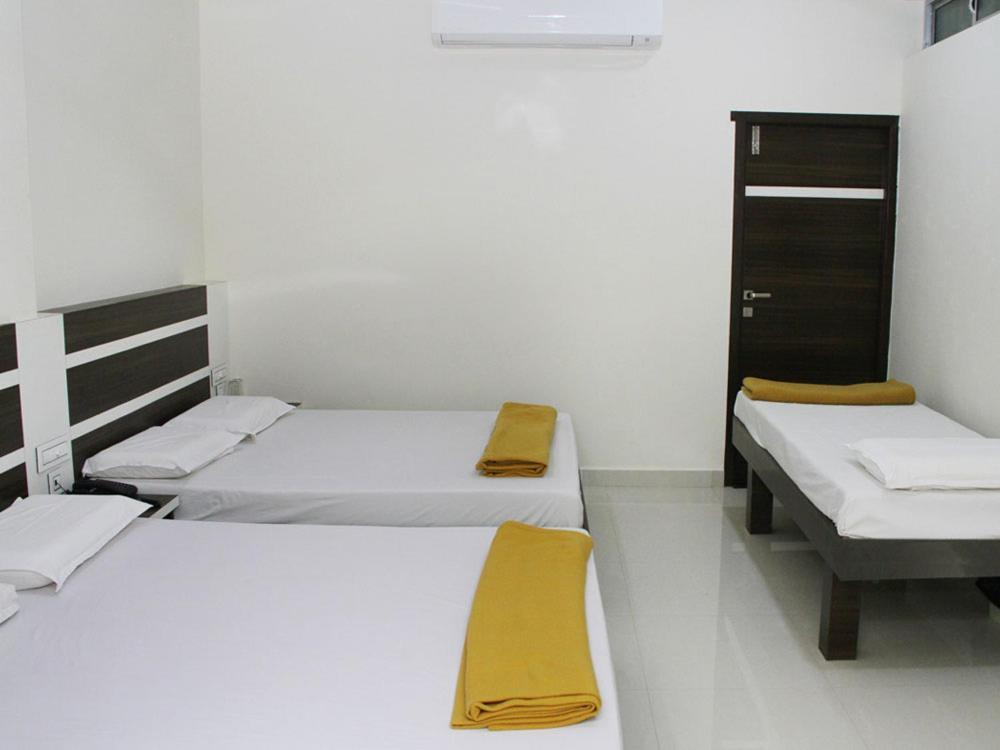 Hotel Mp Residency à Kumbakonam Extérieur photo