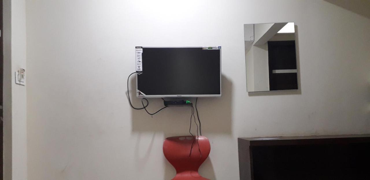 Hotel Mp Residency à Kumbakonam Extérieur photo