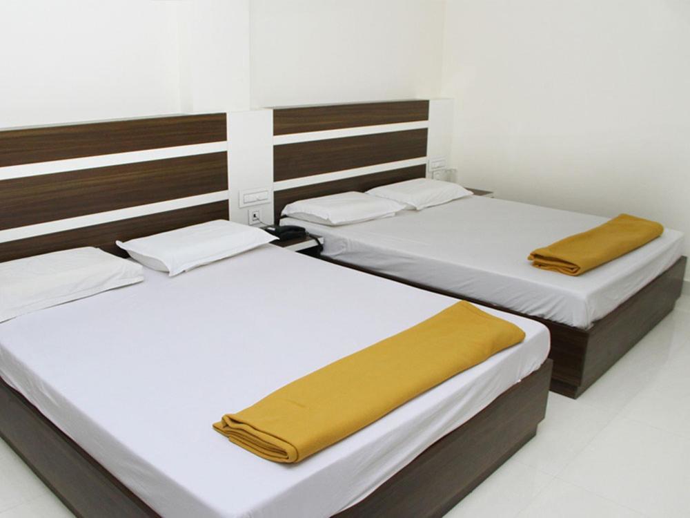 Hotel Mp Residency à Kumbakonam Extérieur photo