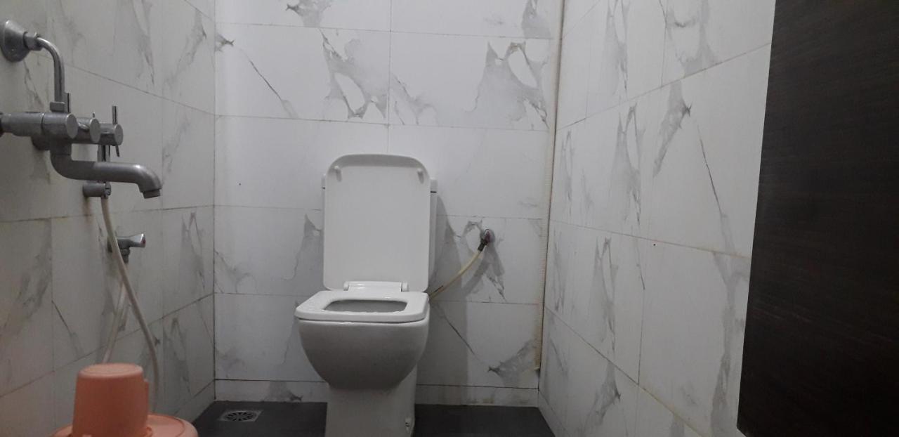 Hotel Mp Residency à Kumbakonam Extérieur photo
